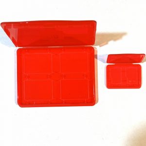 Official Nintendo Switch Case 4 Game Cartridge Holder Red +MicroSD Card Case
